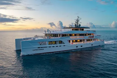 Custom 48m Luxury Catamaran “CAPRICORNUS”
