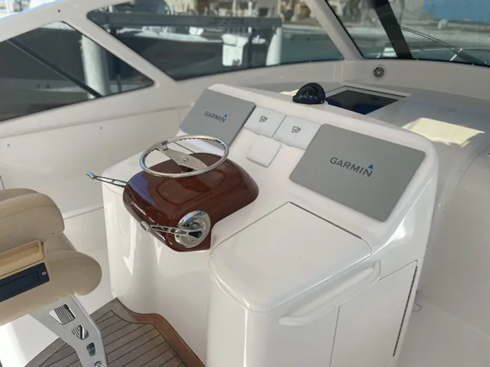 La Rosita Yacht Photos Pics 