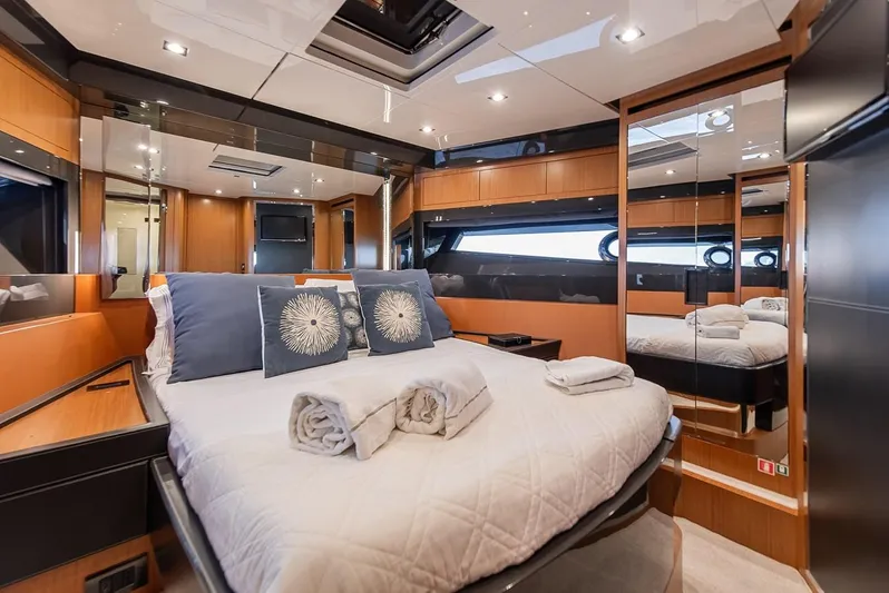 Soul Yacht Photos Pics 