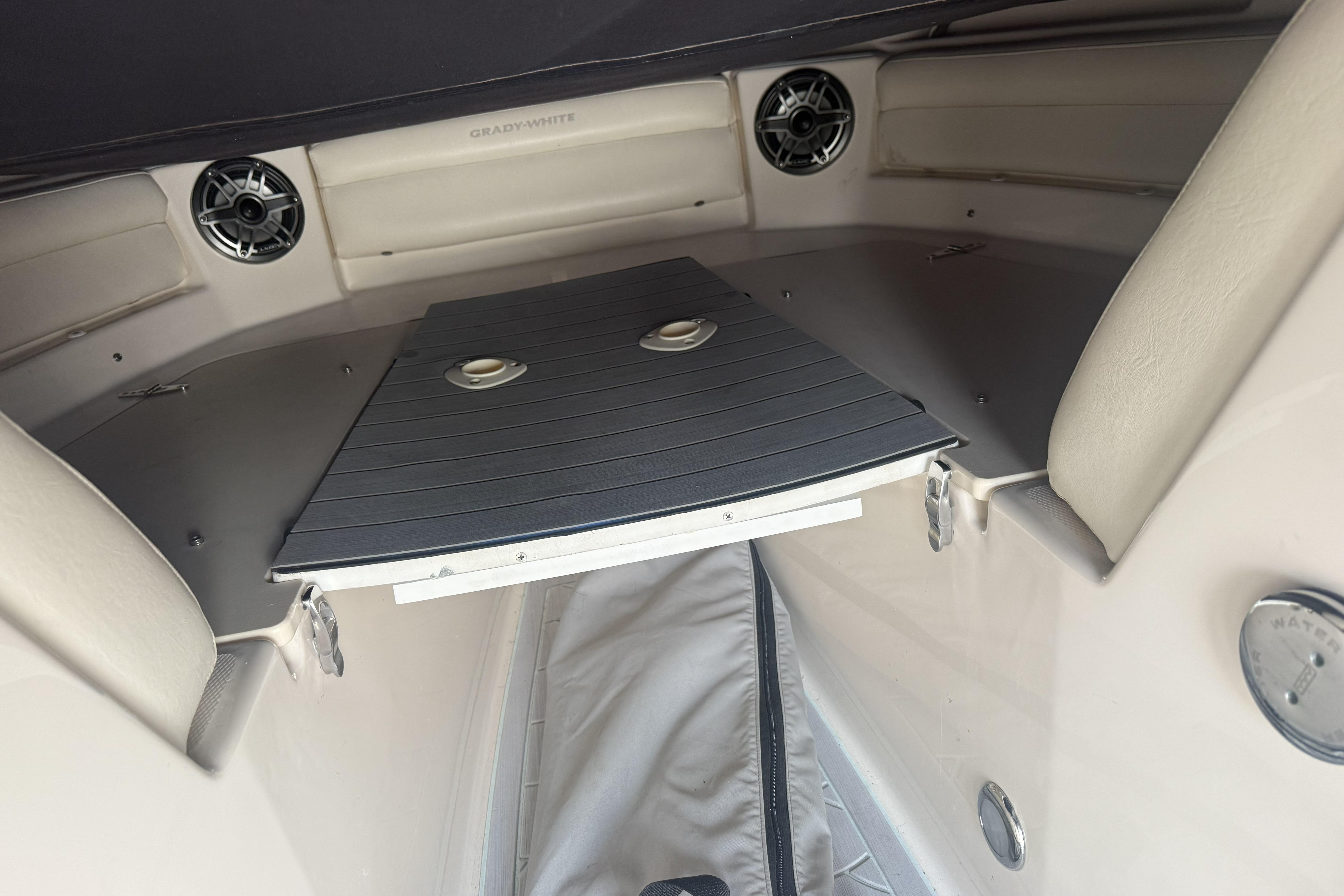 2023 Grady-White Freedom 215 - Image 15