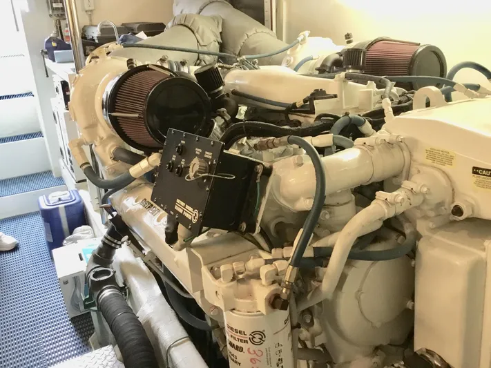 "southern Cross" Yacht Photos Pics Engine room of 1998 West Bay Sonship yacht, showcasing detailed mechanical components.