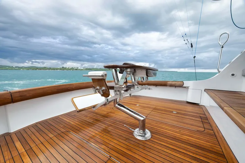 Reel Trader Yacht Photos Pics 