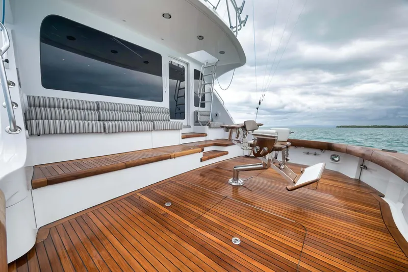 Reel Trader Yacht Photos Pics 