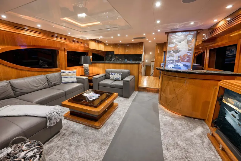 Reel Trader Yacht Photos Pics 