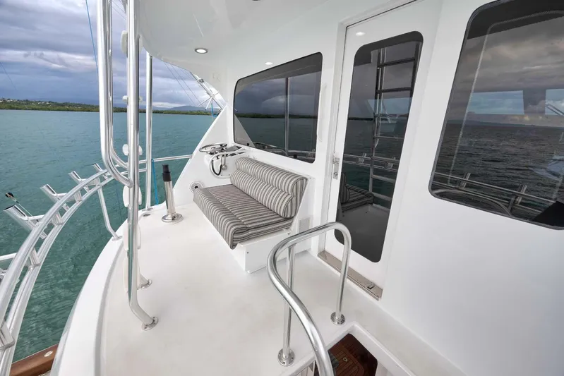 Reel Trader Yacht Photos Pics 