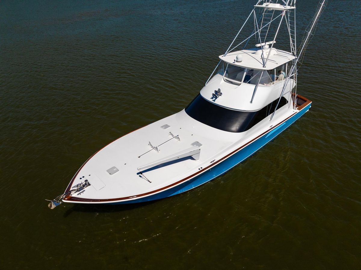 2006 Viking 68 