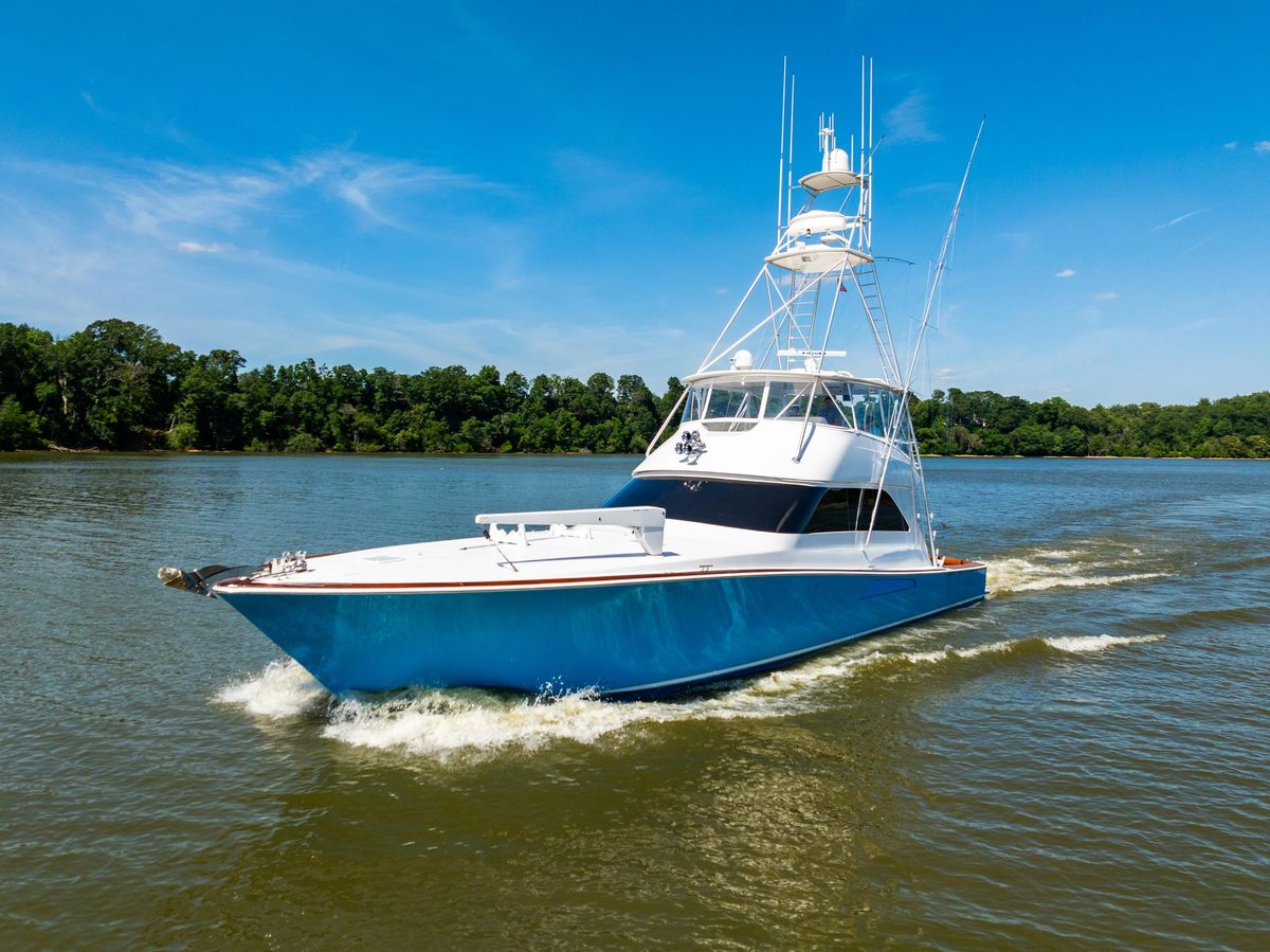 2006 Viking 68 