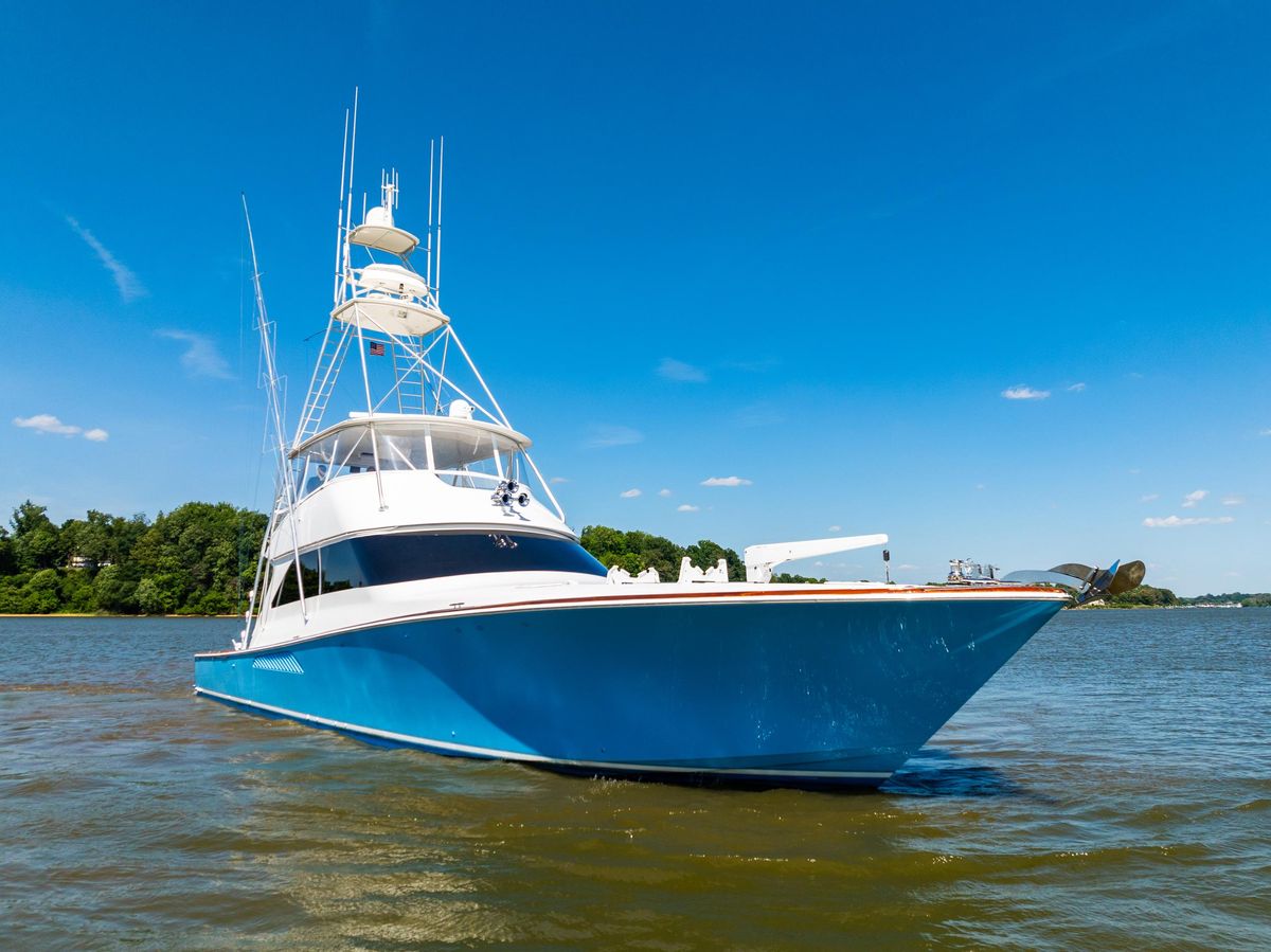 2006 Viking 68 