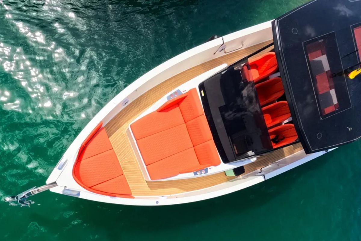 2024 De Antonio Yachts 42 