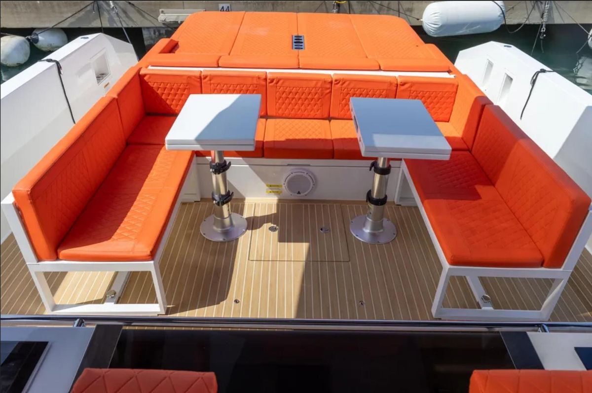 2024 De Antonio Yachts 42 