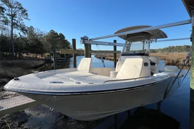 Grady-White 231 Coastal Explorer