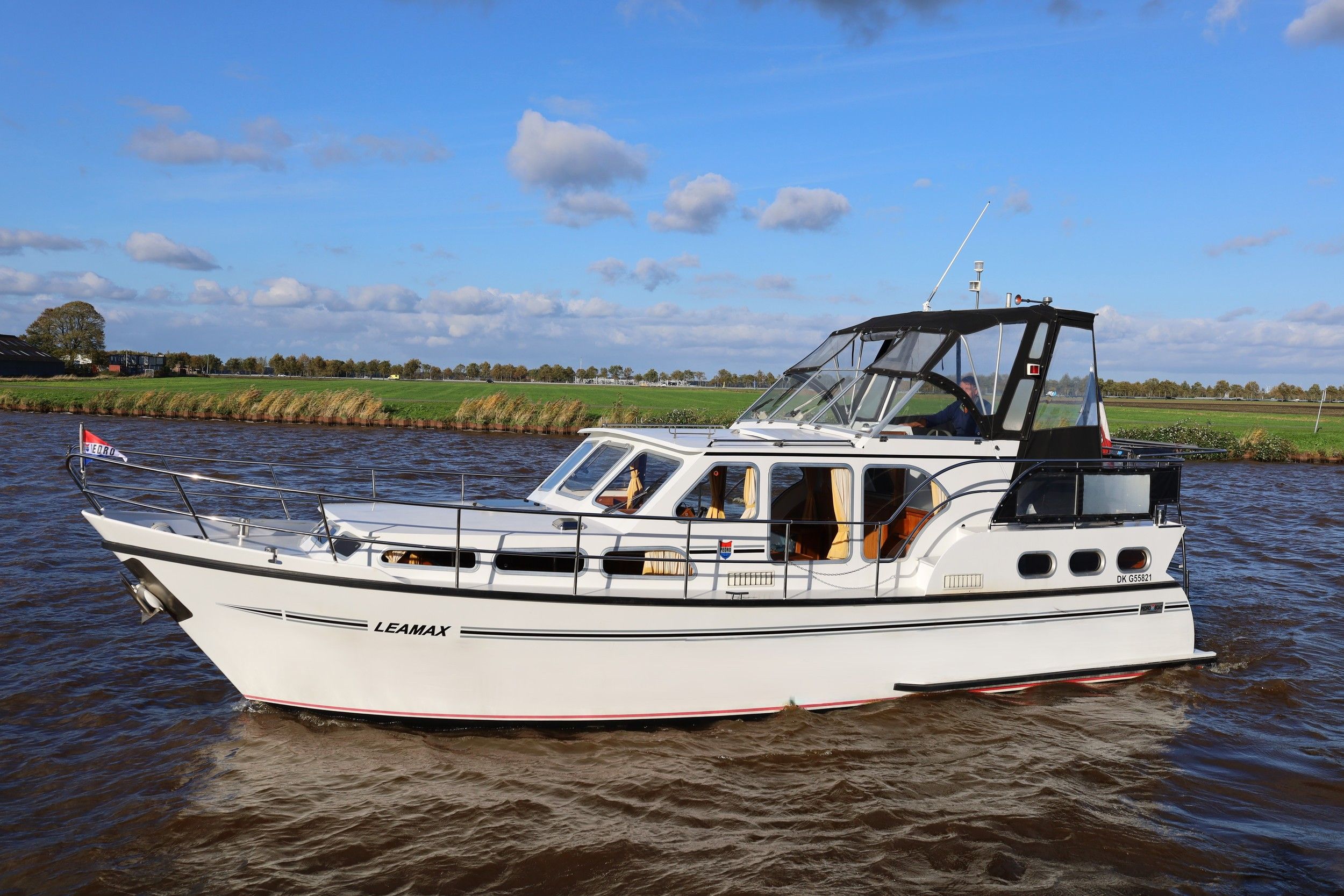 2001 Pedro Skiron 35