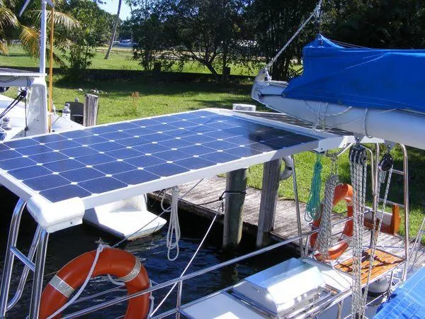 Makani Yacht Photos Pics 