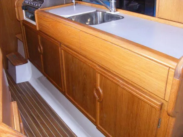 Makani Yacht Photos Pics Galley area of Seawind 1000 XL yacht, year 2008.