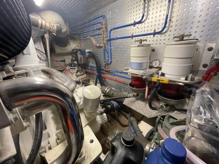 The Lucky Dreamers Yacht Photos Pics 