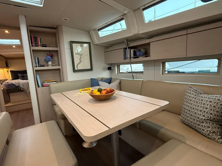 Archimedes Yacht Photos Pics Main Salon Dining Table