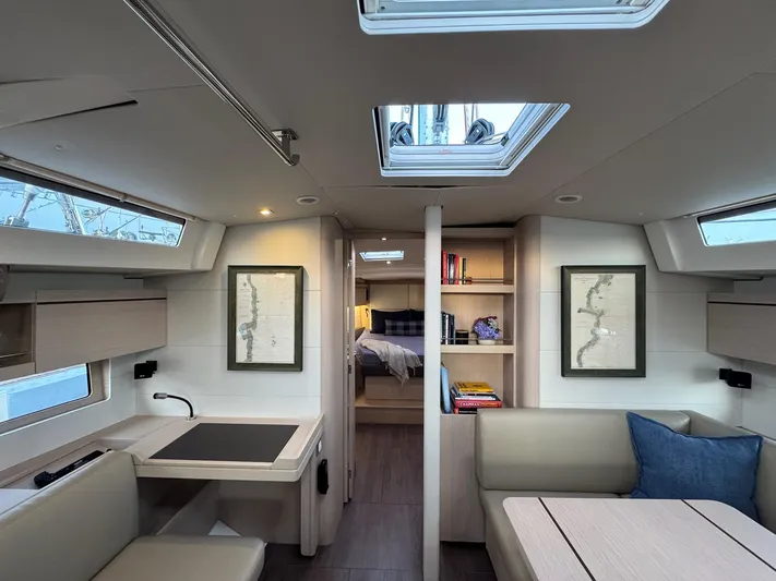 Archimedes Yacht Photos Pics Archimedes Main Salon