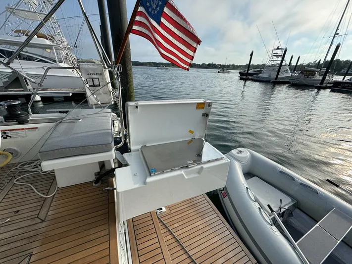 Archimedes Yacht Photos Pics Cockpit Grill