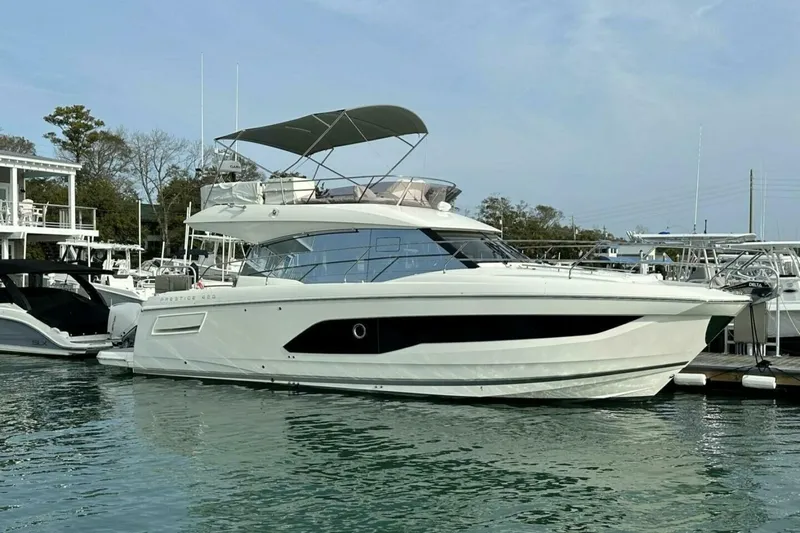  Yacht Photos Pics 2024 Prestige 420 - Image 1
