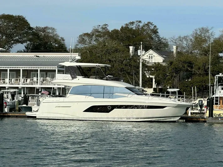  Yacht Photos Pics 2024 Prestige 420 - Image 2