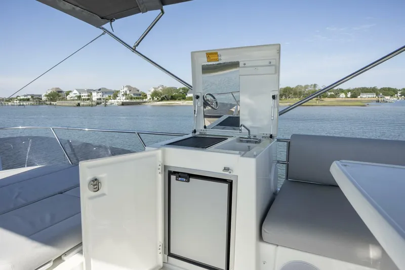  Yacht Photos Pics 2024 Prestige 420 - Image 53