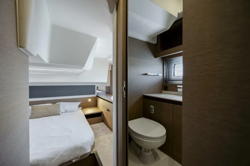  Yacht Photos Pics 2024 Prestige 420 - Image 48