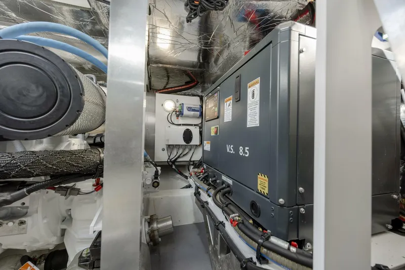  Yacht Photos Pics 2024 Prestige 420 - Image 65