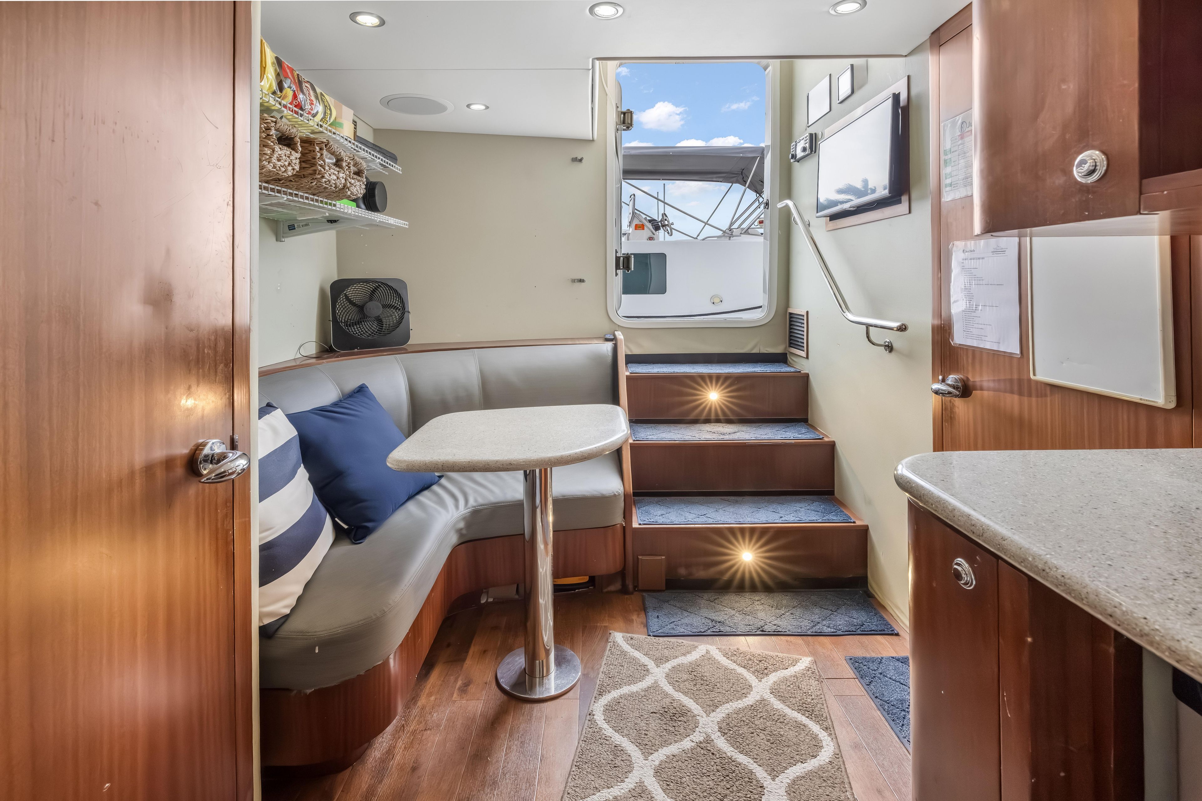Yacht