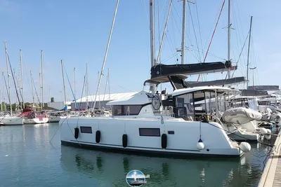 Lagoon 42