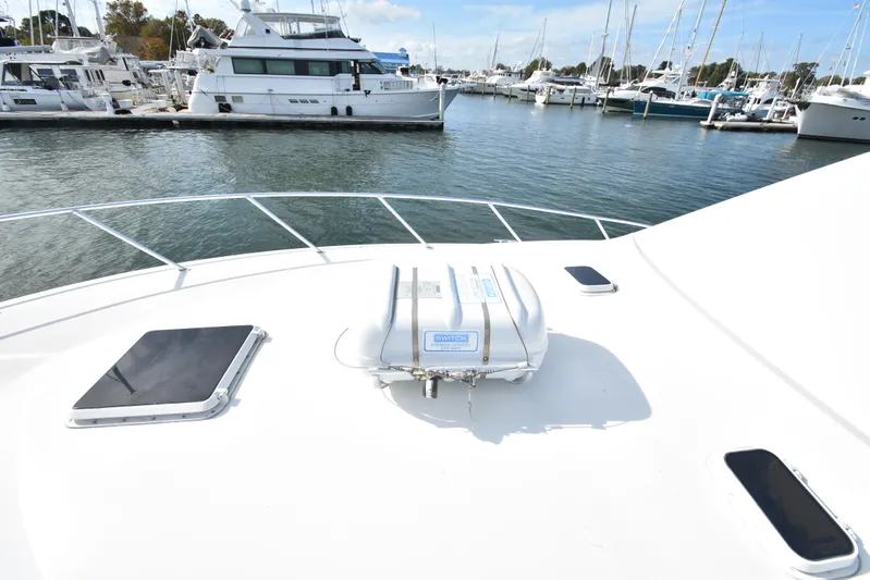 Event Horizon Yacht Photos Pics 