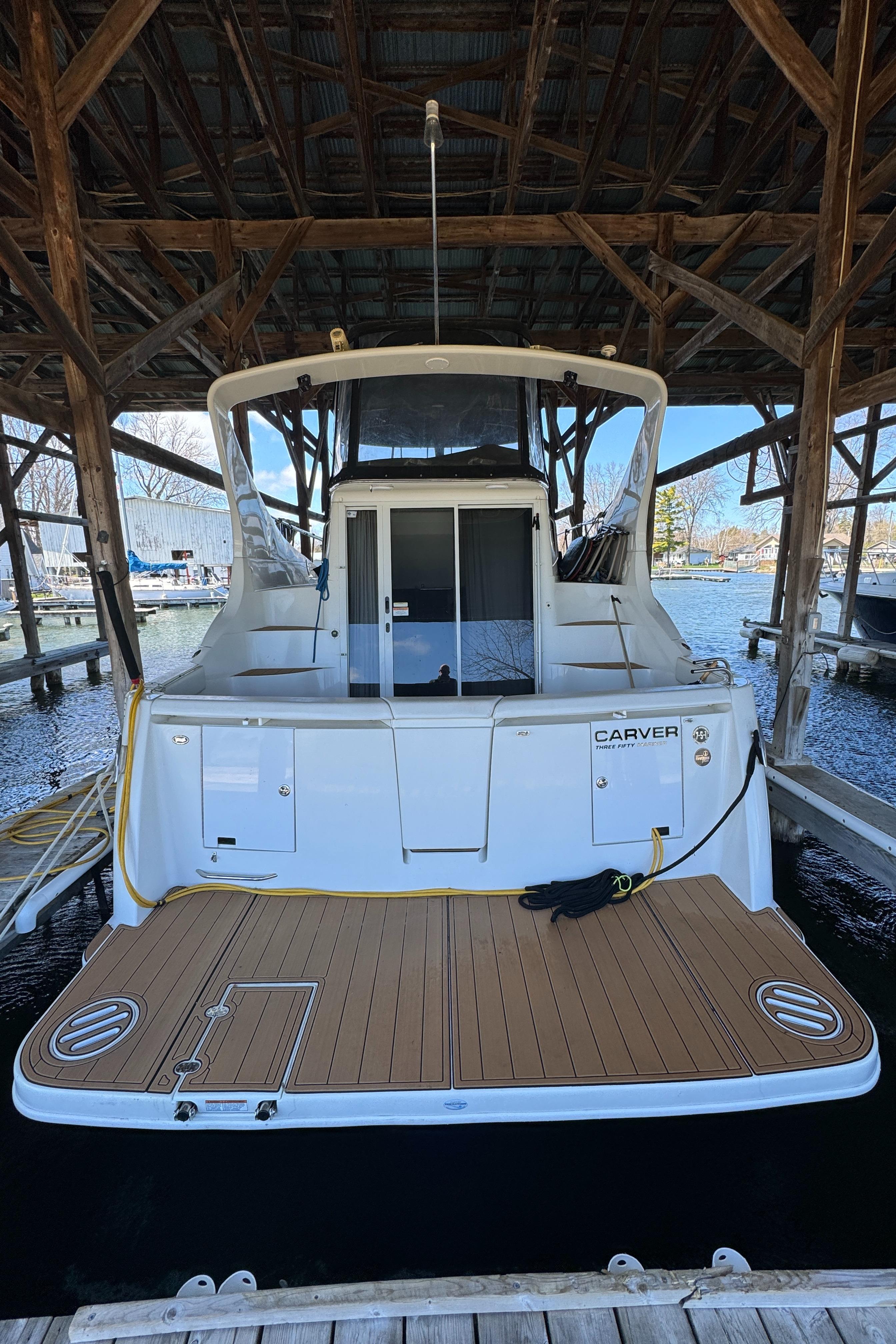 2003 Carver 350 Mariner Cruiser for sale - YachtWorld