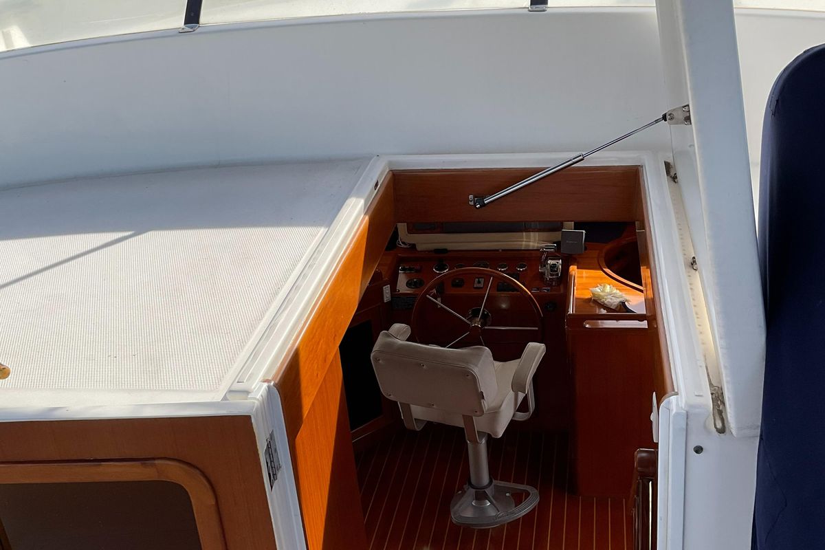 2012 Integrity 46 