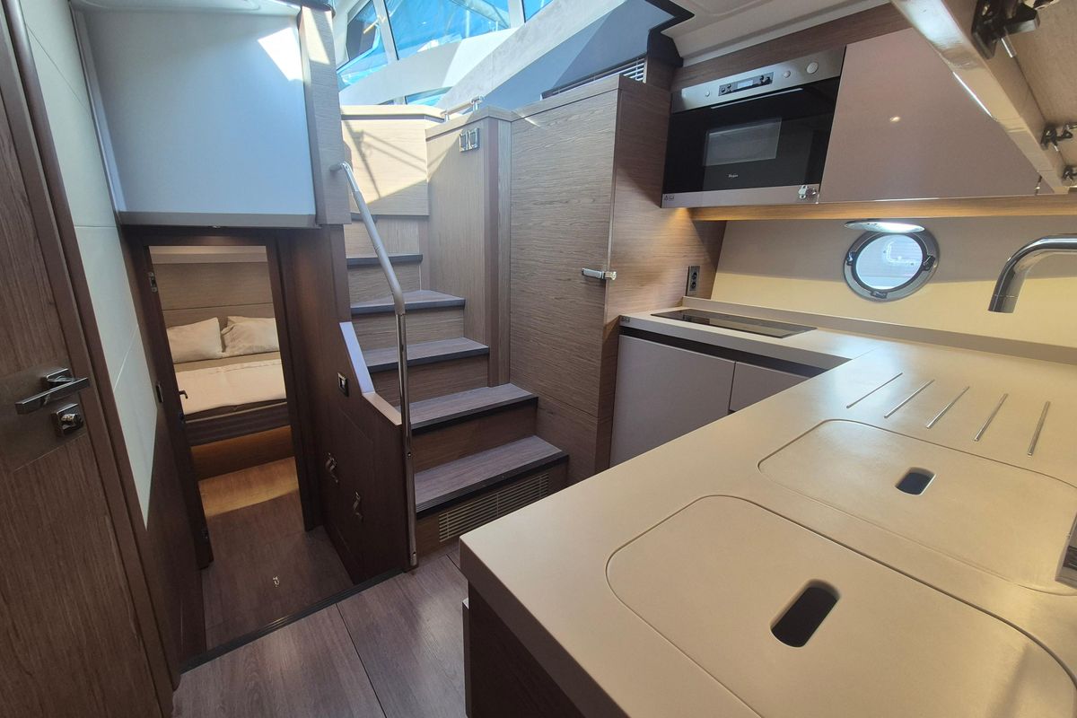 2019 Beneteau 51 