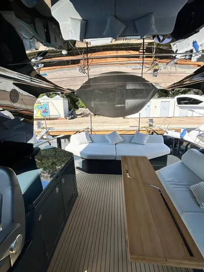  Yacht Photos Pics Mandayachts S05.3