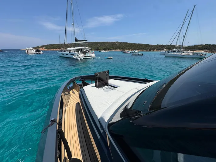  Yacht Photos Pics Mandayachts S05.3