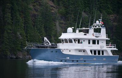 Inace 83 Expedition Explorer