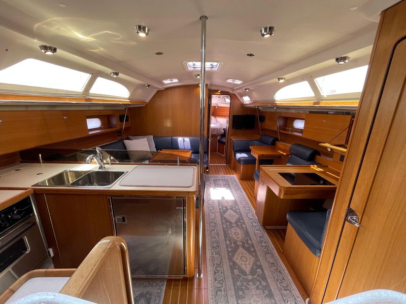 2012 Catalina 445