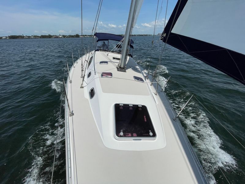 2012 Catalina 445