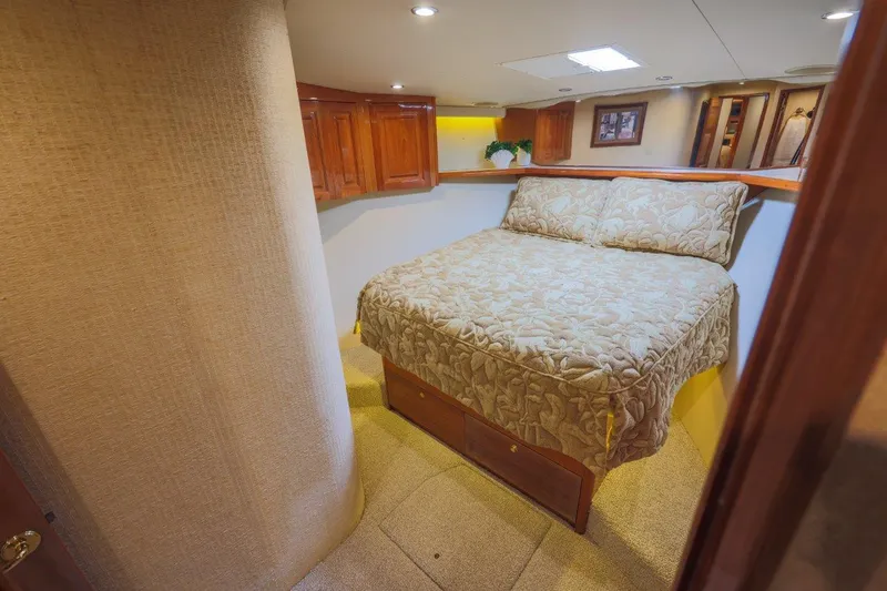 Sarah K Yacht Photos Pics Viking 65 Sarah K - Stateroom