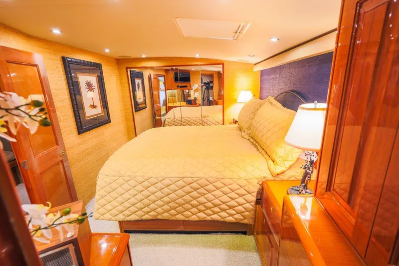 Sarah K Yacht Photos Pics Viking 65 Sarah K - Stateroom