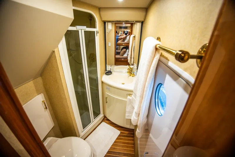 Sarah K Yacht Photos Pics Viking 65 Sarah K - Head