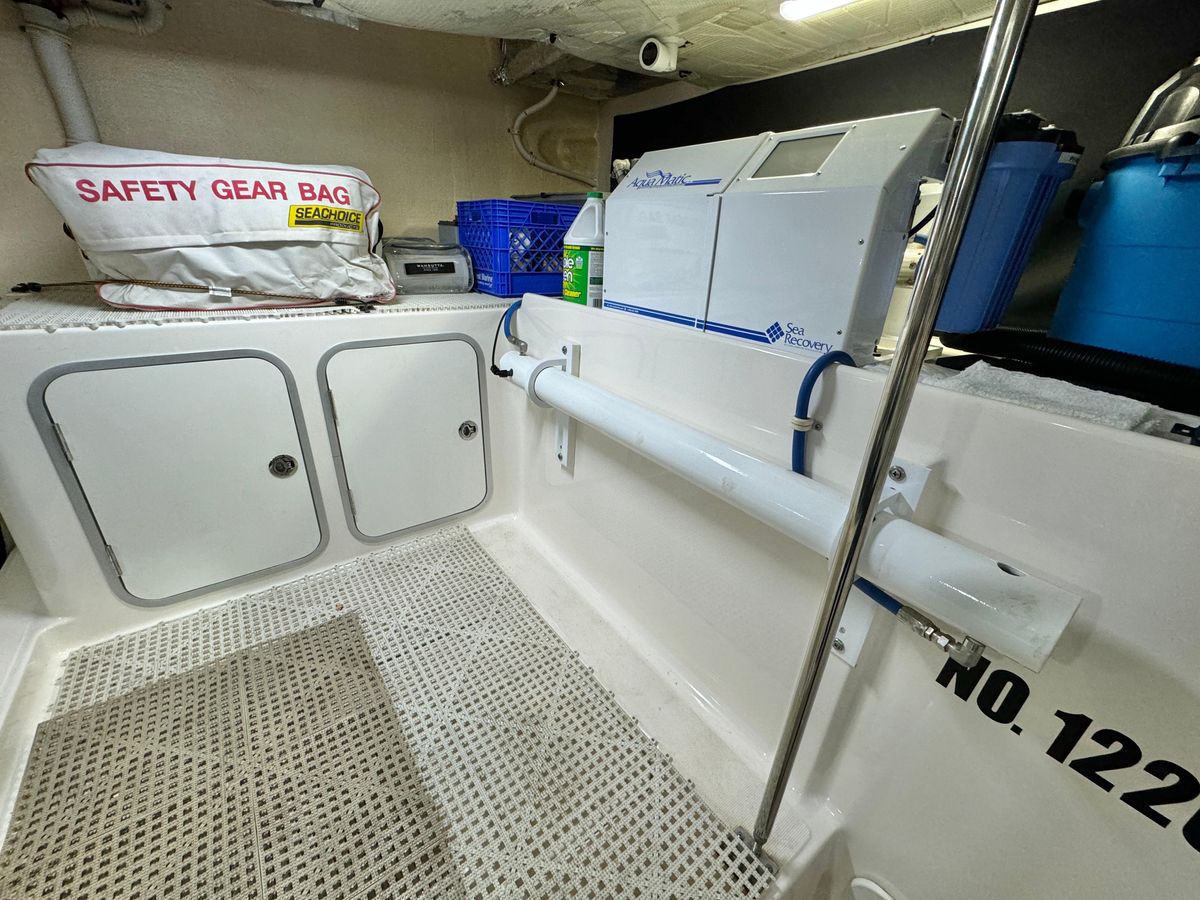 2009 Tiara Yachts 58 