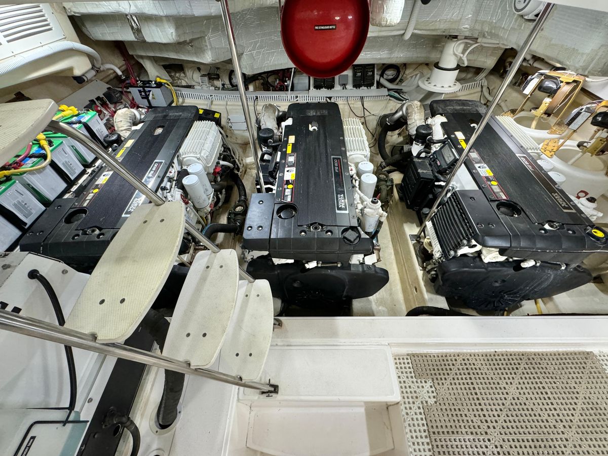 2009 Tiara Yachts 58 
