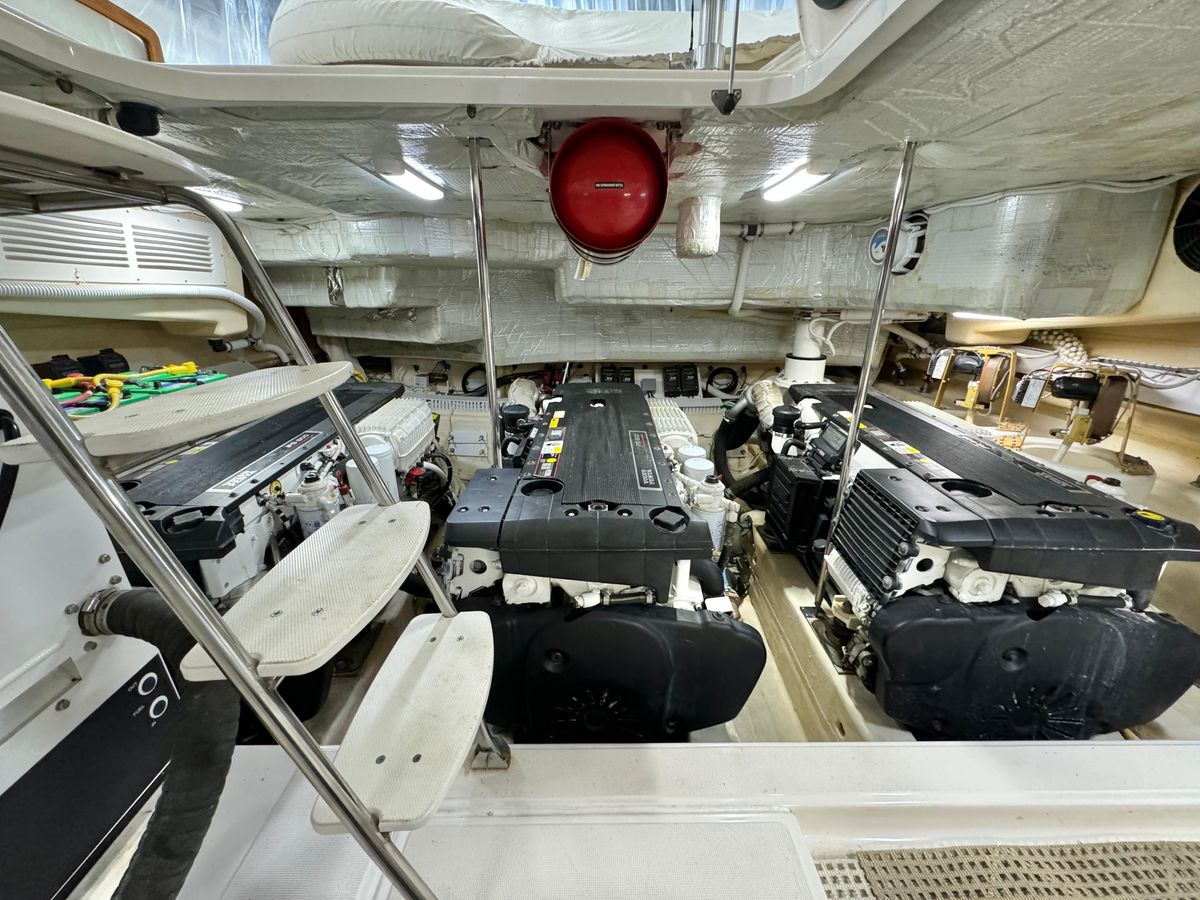 2009 Tiara Yachts 58 