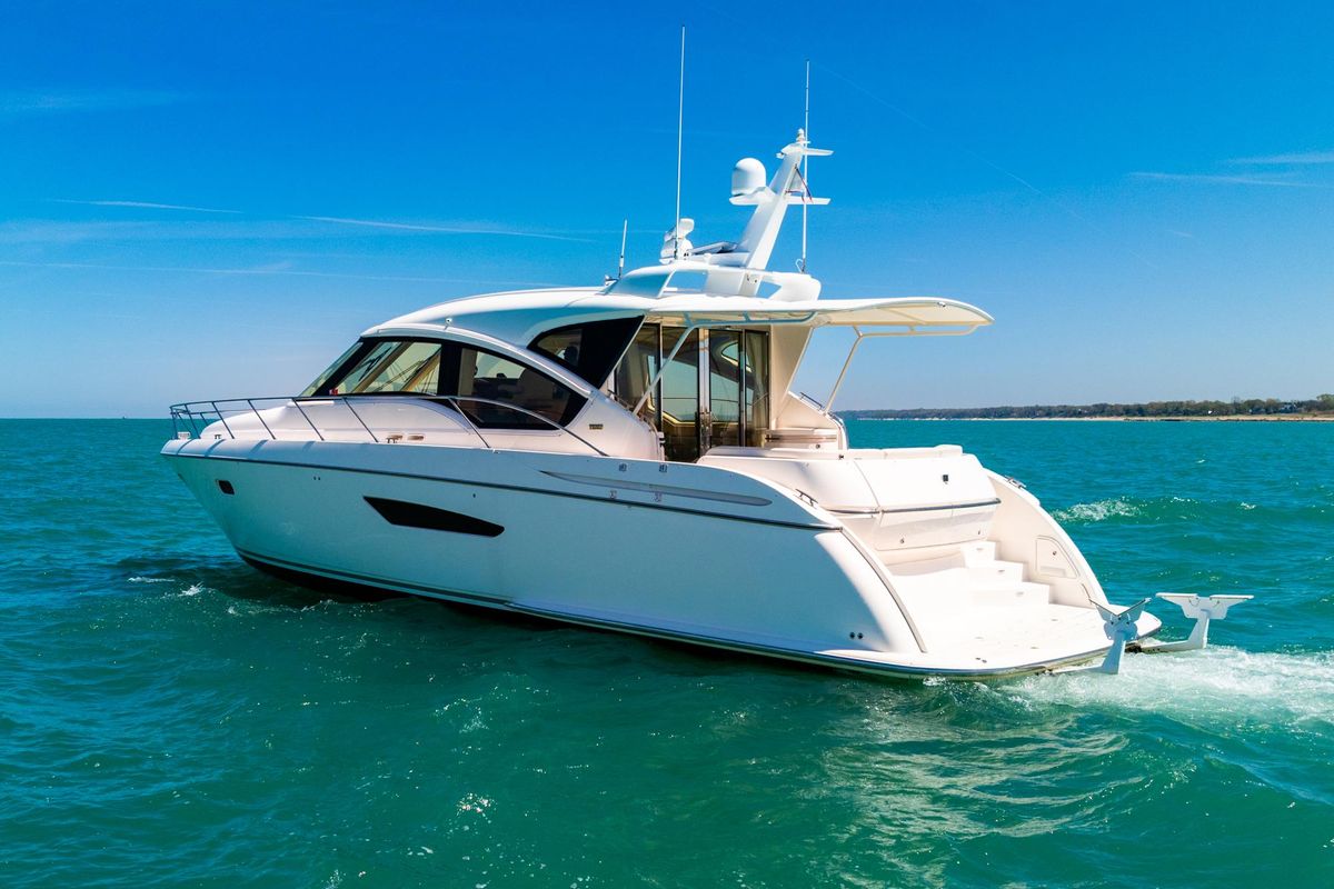 2009 Tiara Yachts 58 