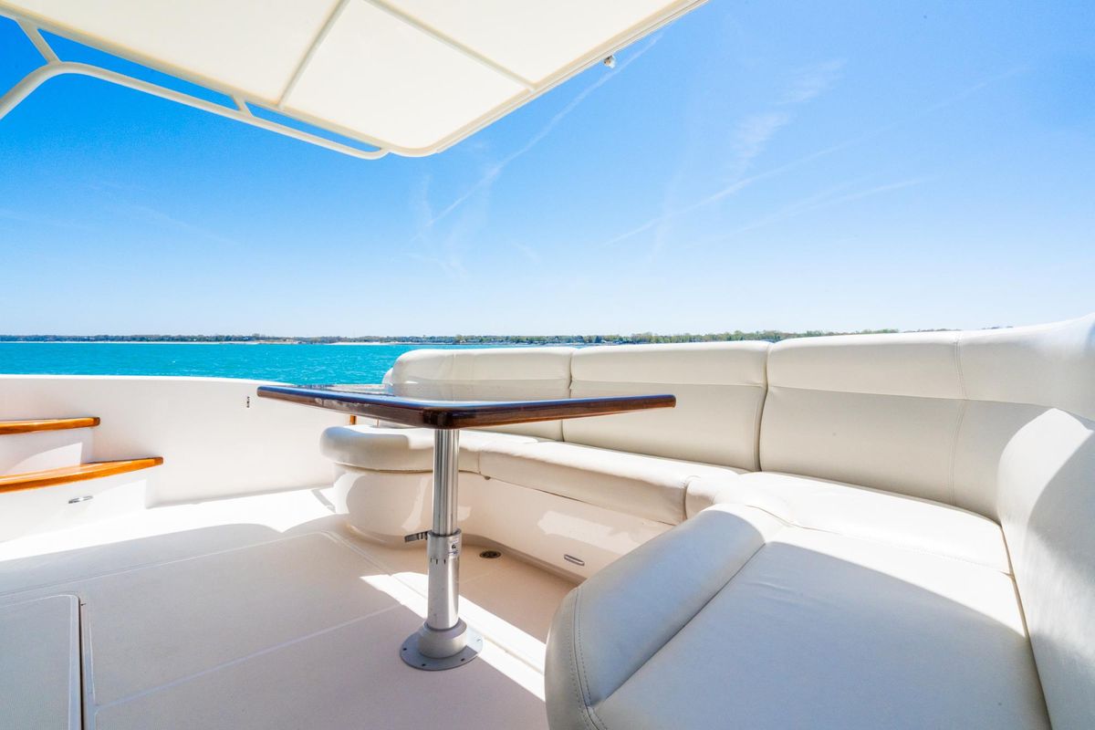 2009 Tiara Yachts 58 