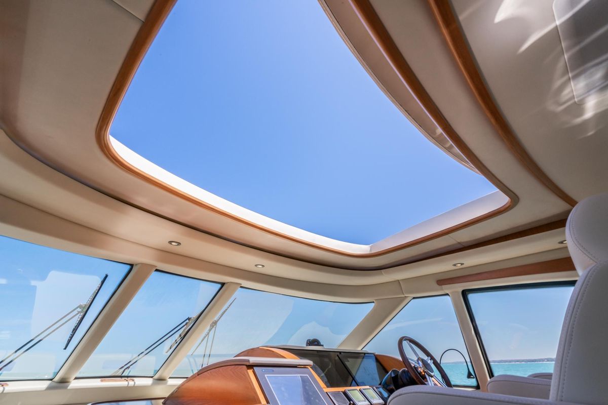 2009 Tiara Yachts 58 