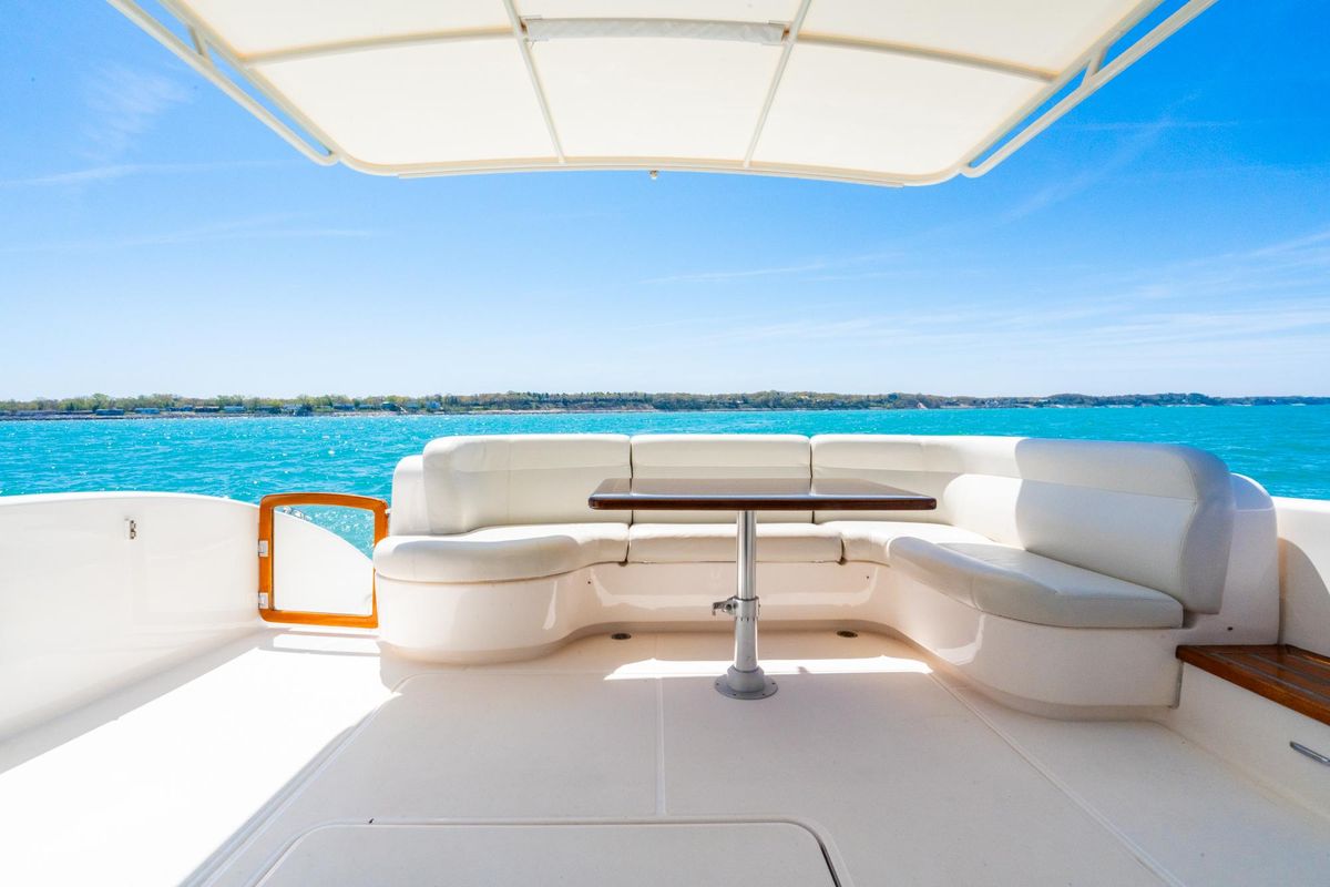 2009 Tiara Yachts 58 