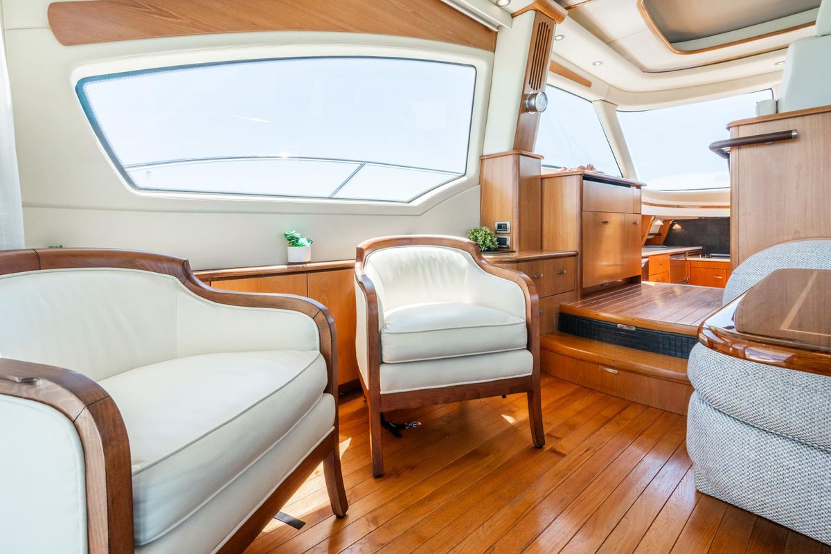 2009 Tiara Yachts 58 
