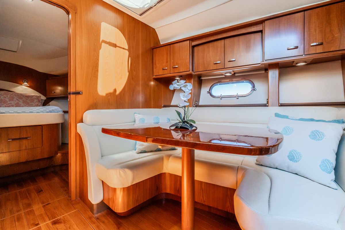 2009 Tiara Yachts 58 